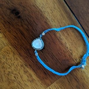 Adjustable bracelet